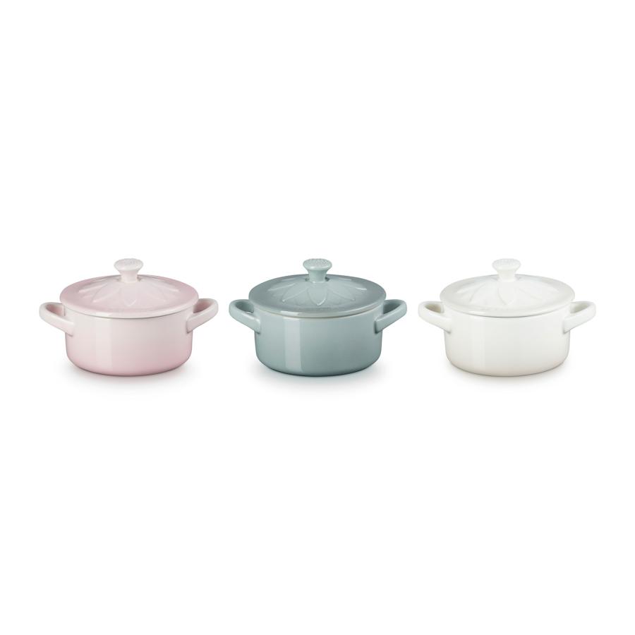 ルクルーゼ☆サンフラワーレリーフミニココット 3個セット Le Creuset（ル・クルーゼ） 食器 食器セット ココット 公式 ｜ ミニ