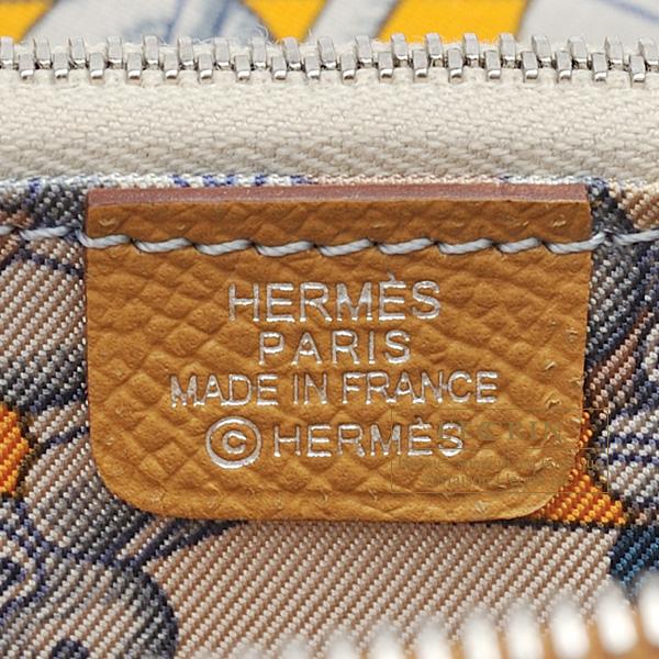 HERMES エルメス アザップ シルクイン コンパクト セサミ HERMES エルメス アザップ シルクイン コンパクト セサミ