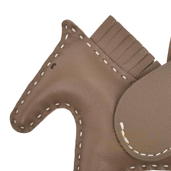 HERMES エルメス ロデオチャームペガサスPM エトゥープ HERMES エルメス ロデオチャームペガサスPM エトゥープ