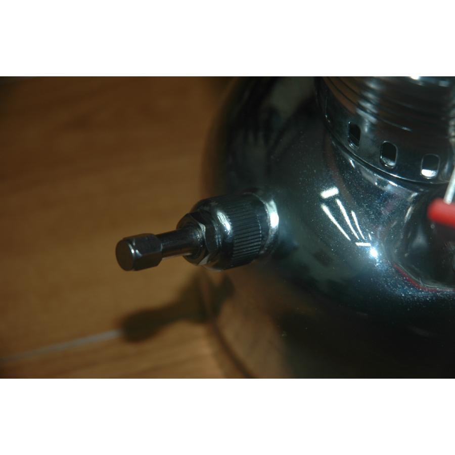 楽々ポンピングアダプタ 加圧式ランタン用 ペトロマックス バタフライ シーアンカー等 Lh 5014 Led House 通販 Yahoo ショッピング