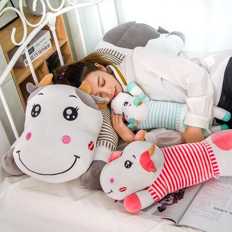 ぬいぐるみ 牛 柔らかい クッション カワイイ 動物 抱き枕 誕生日