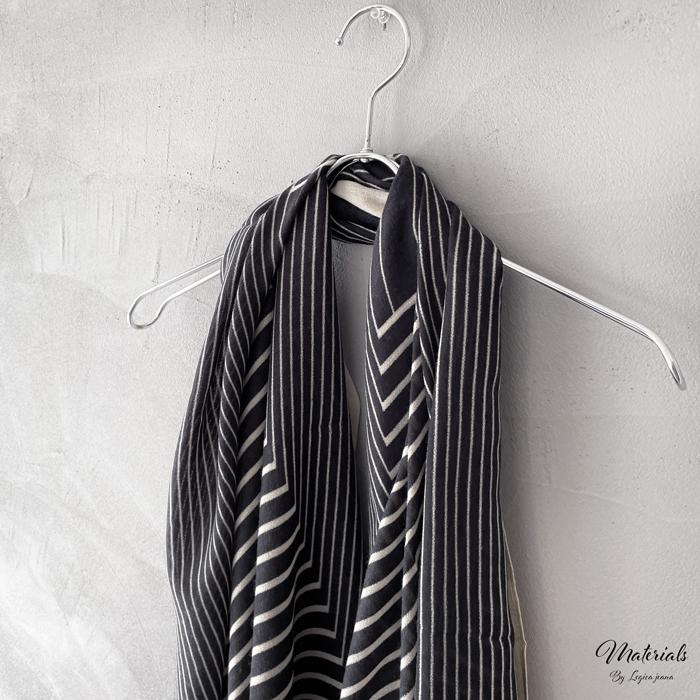 スクエア 幾何学 薄手 大判 ストール 秋 冬 洗える カーディガン