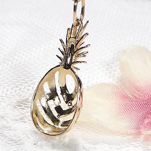 K18YG PINEAPPLE ペンダント 送料無料 ハワイアン ジュエリー 18金 ゴールド 人気 可愛い ペンダント ギフト パイン パイナップル アミュレット アロハ ALH-0002の画像