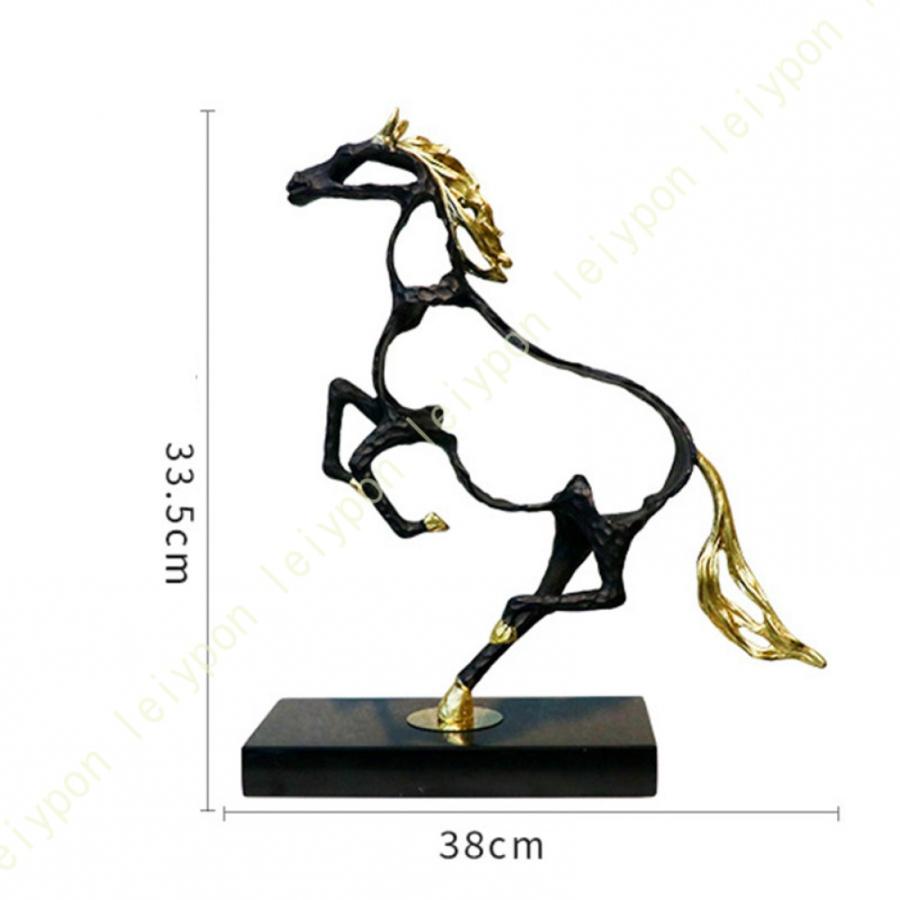 置物 オブジェ 馬の置物 動物 干支 金運 開運 風水グッズ 仕事運アップ 装飾品 縁起物 インテリア おしゃれ 北欧 モダン アート 飾り 部屋 デコレーション