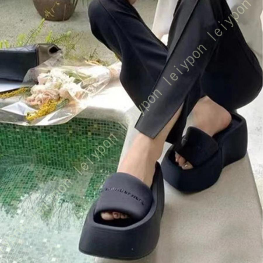 完売♡サルヴァトーレフェラガモ ヴァラリボン ピンクグリッター