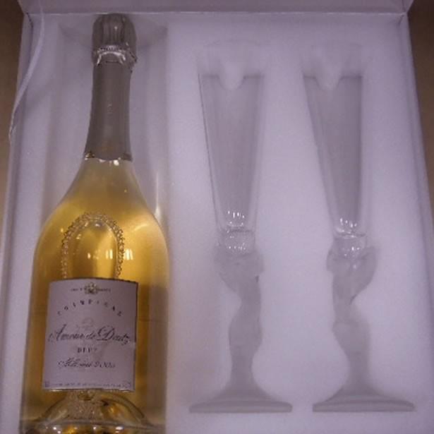 アムール・ド・ドゥーツ[2005] シャンパングラス2脚セット　化粧箱入り [750ml]
