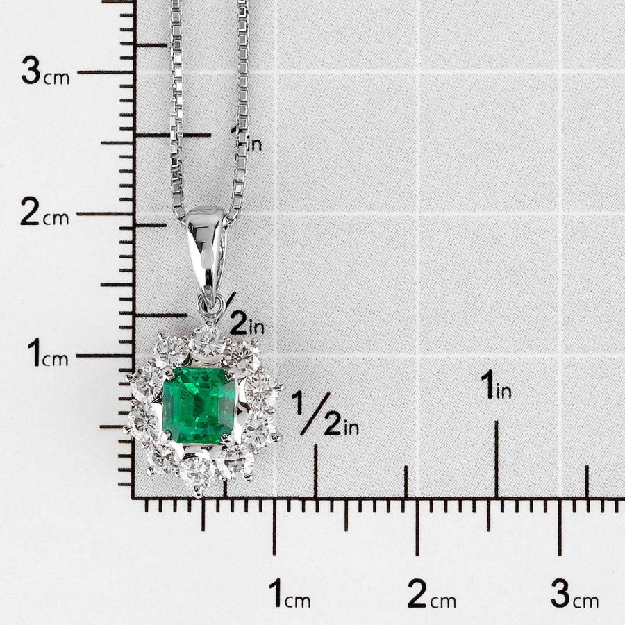 ヘイローペンダントネックレス エメラルド 0.63ct ダイヤモンド 0.68ct 