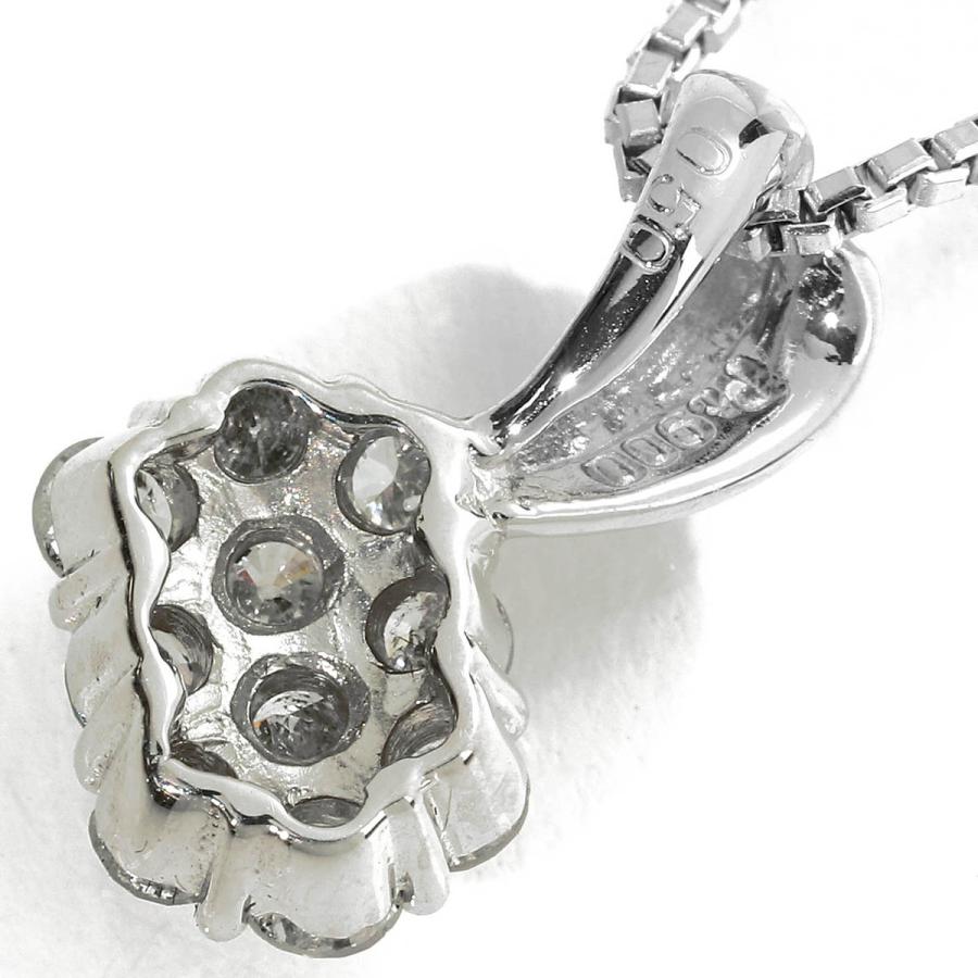 pt900 ダイヤモンド0.50　花形ペンダント ダイヤモンド 0.50ct プラチナ Pt900 フラワーモチーフペンダント