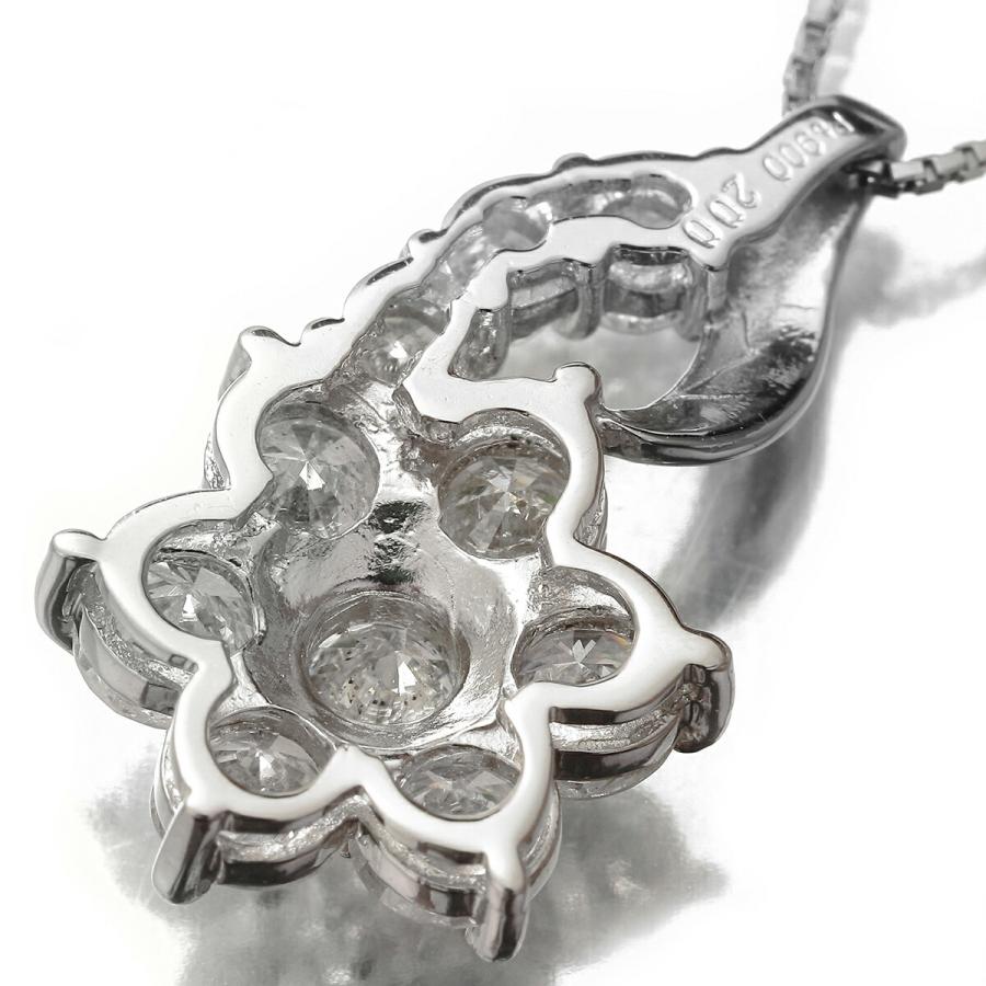 フラワーモチーフペンダントネックレス SIクラス ダイヤモンド 2.0ct  