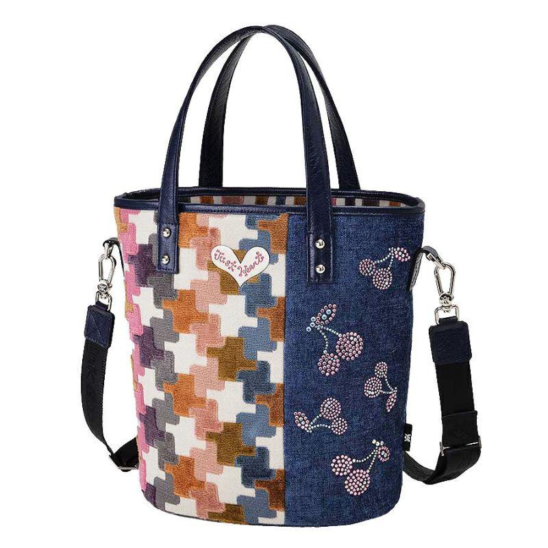 ひ*ん様 【新品未使用】　Think Bee! シンクビー　トートバッグ　♡ポー Think Bee!（シンクビー） ボビービートートバッグ : インテリア雑貨