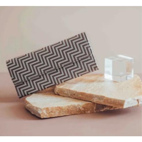 印傳屋 印伝 シェブロン 7606 長財布 | 印傳屋 | 02