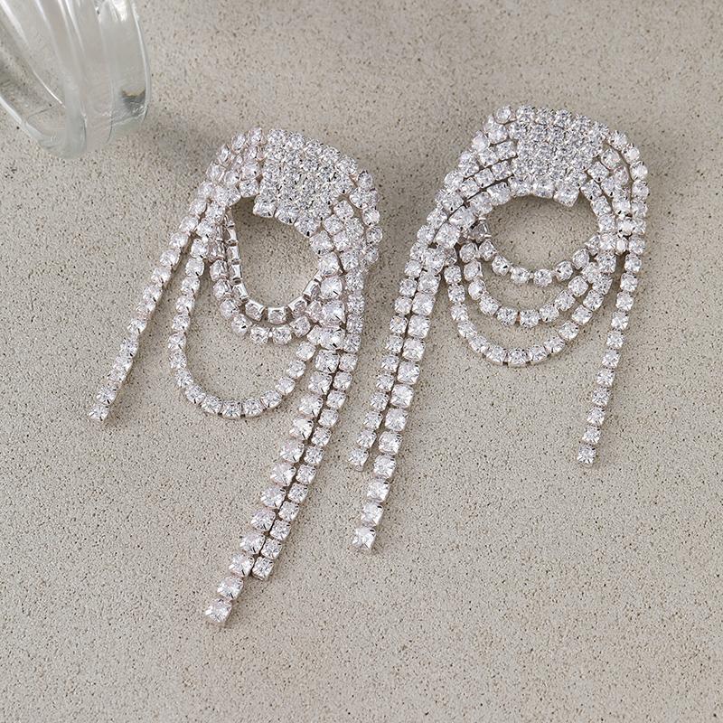 LEMOMO ピアス ロング リボン 金属アレルギー 揺れる キラキラ ニッケルフリー おしゃれ レディース インスタ 韓国 人気 トレンド 大人 |  | 08