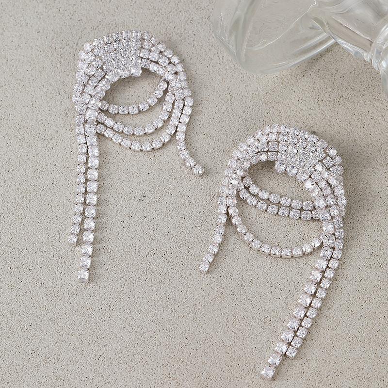 LEMOMO ピアス ロング リボン 金属アレルギー 揺れる キラキラ ニッケルフリー おしゃれ レディース インスタ 韓国 人気 トレンド 大人 |  | 11