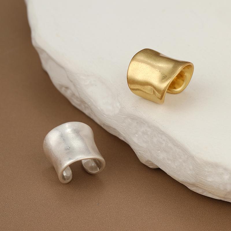 LEMOMO 【片耳用】イヤーカフ シンプル 艶消し マット レイヤード イヤーカフス イヤカフ イヤリング 金属アレルギー 18K ジュエリー ゴールド シルバー |  | 04