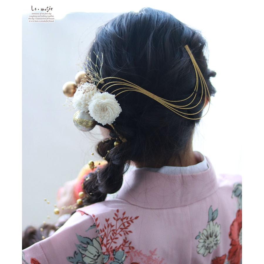 七五三 髪飾り ホワイトドライフラワーとゴールド飾り | 753 3歳 7歳
