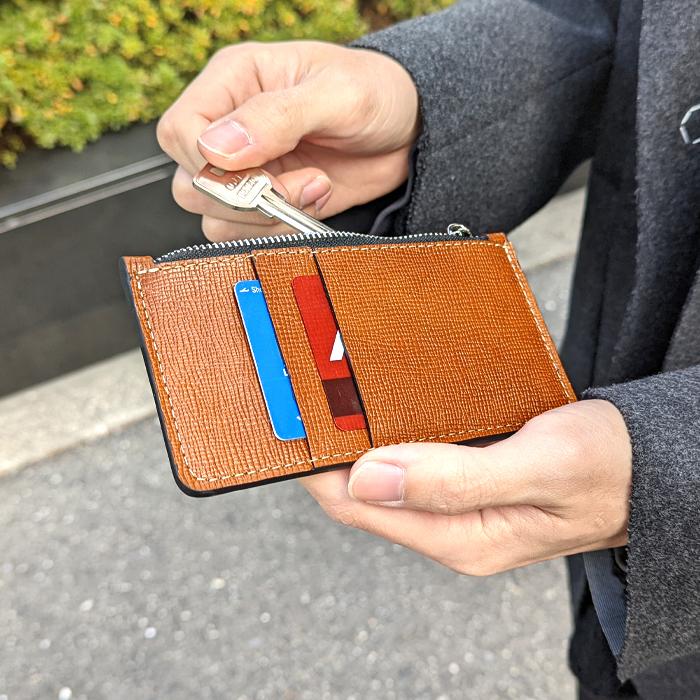 スリムウォレット 本革 カードケース カード入れ 小銭入れ 男の型押し