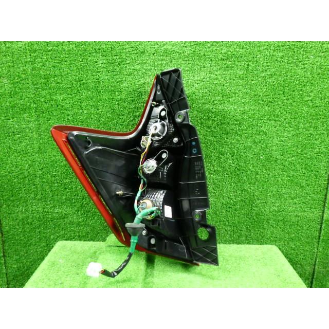 ノート DBA-E12 右テールランプ QAB  D117 26550-3VA5B  7952 | ノート | 03