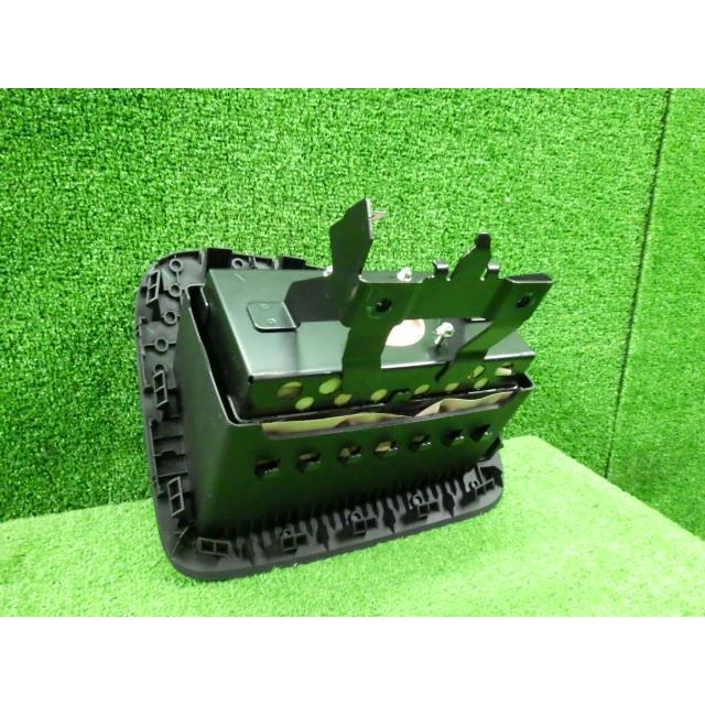 ノート DBA-E12 助手席側エアバックパッド インフレーター欠品  7952 純正 グレー系 | ノート | 03