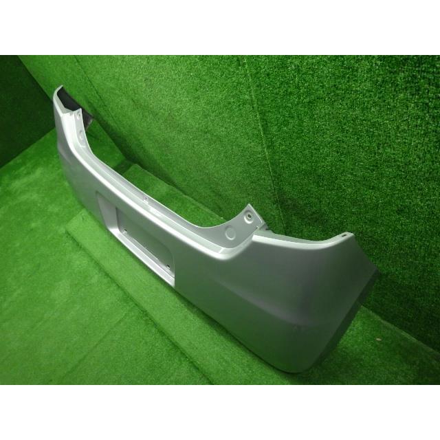 アルト DBA-HA25S RバンパーASSY Z2S 銀   71811-64L00-Z2S  7980 | アルト | 06