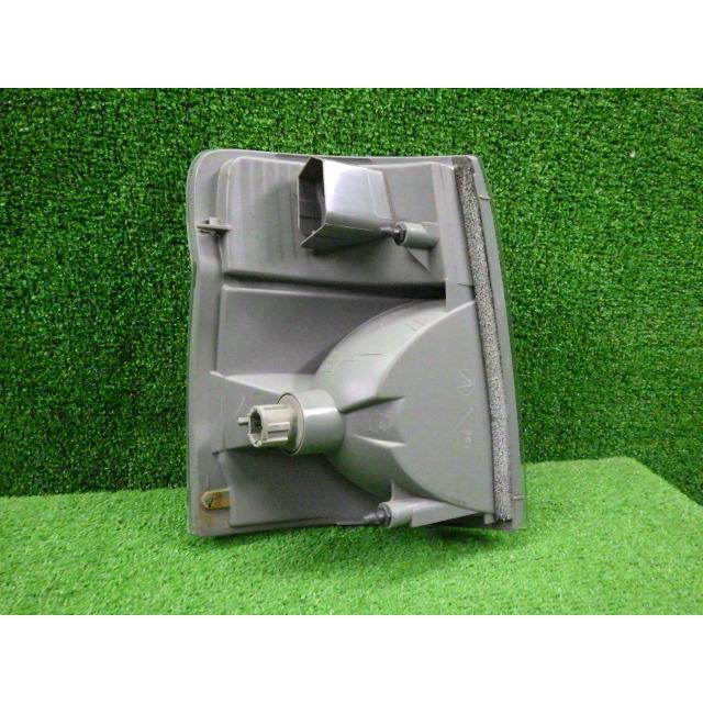 美品♪　キャラバン KR-VWME25 左クリアランスランプ コイト 210-2477 26115-VW025  7983 |  | 02