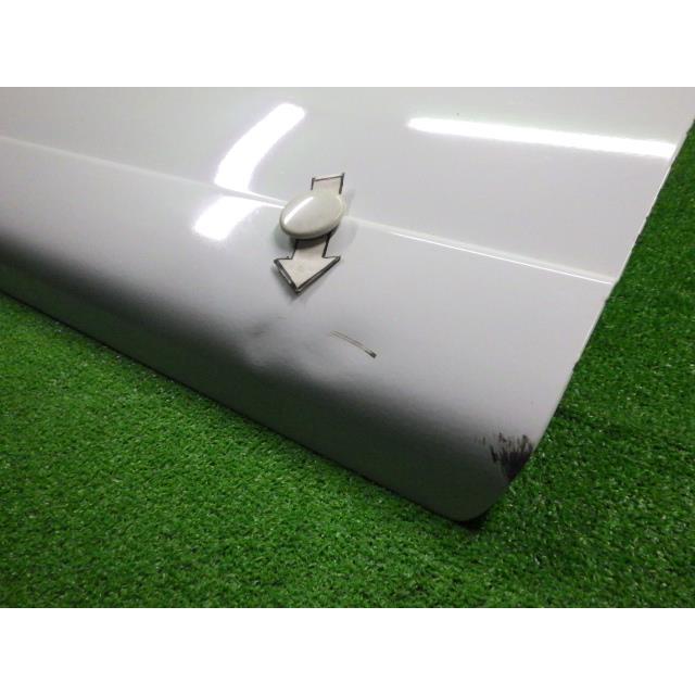 格子付　キャラバン KR-VWME25 左RドアASSY　左スライドドア QM1 白   H2101-VW0ME  7983　ヒンジ欠品　ガラス固定式 |  | 01