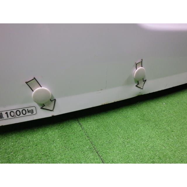 格子付!!　キャラバン KR-VWME25 バックドアASSY QM1 白   K0100-VW0MM 90300-VW011 7983　熱線/ワイパー/アンダーミラー |  | 01