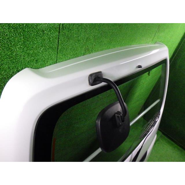 格子付!!　キャラバン KR-VWME25 バックドアASSY QM1 白   K0100-VW0MM 90300-VW011 7983　熱線/ワイパー/アンダーミラー |  | 03