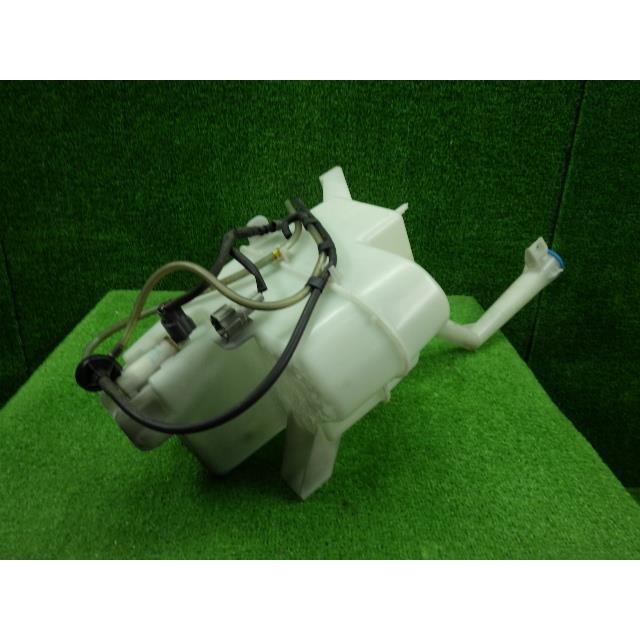 セレナ CBA-NC25 ウォッシャータンク     28910-CY000  8017 | セレナ | 03