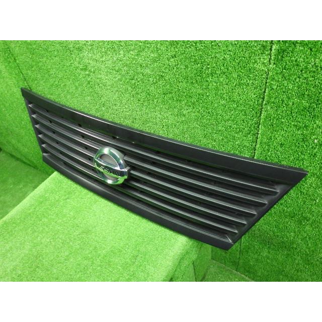 キャラバン CBA-SGE25 ラジエータグリル  黒無塗装   62310-VX50A  8079 |  | 01