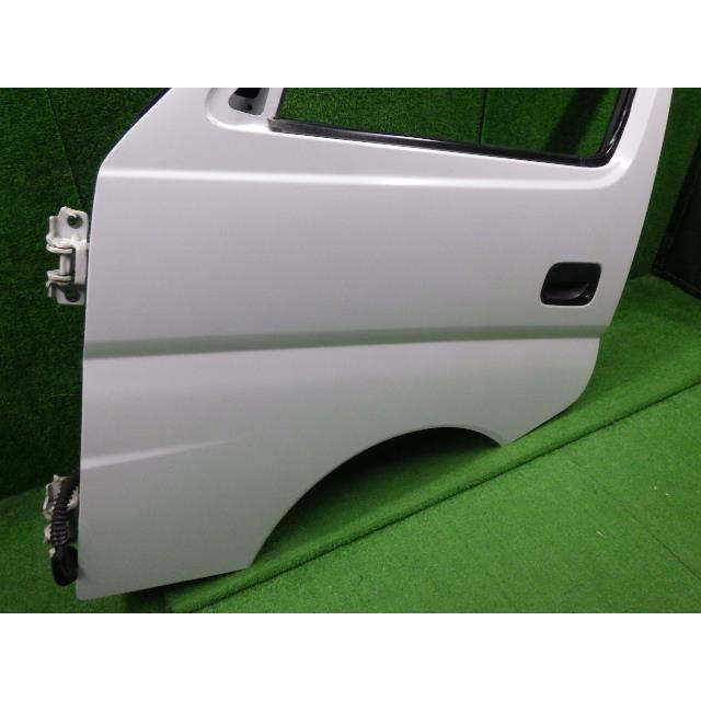 キャラバン CBA-SGE25 左FドアASSY QM1 白  PW/ H0101-VW5MM  8079 |  | 05