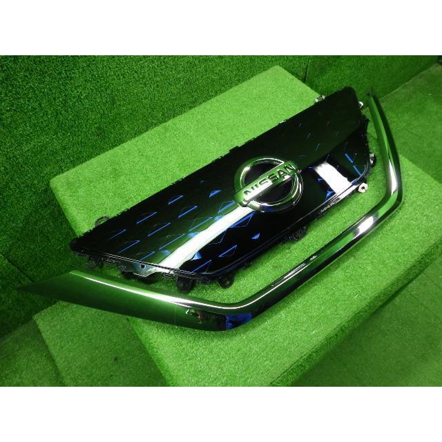 リーフ ZAA-ZE1 ラジエータグリル    メッキパネルセット/ 62072-5SK0A  8145 | リーフ | 02