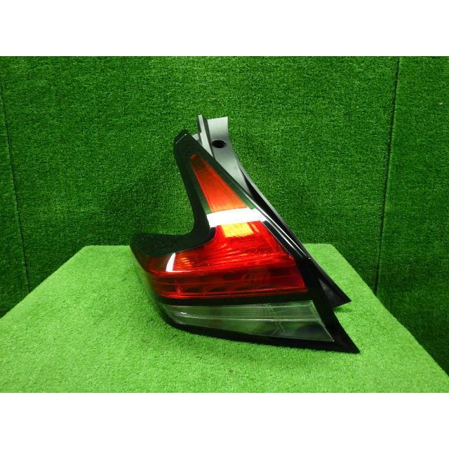 リーフ ZAA-ZE1 左テールランプ   イチコ D212 26555-5SK0B 26555-5SK0A 8145 | リーフ