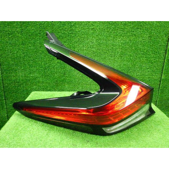 リーフ ZAA-ZE1 左テールランプ   イチコ D212 26555-5SK0B 26555-5SK0A 8145 | リーフ | 01