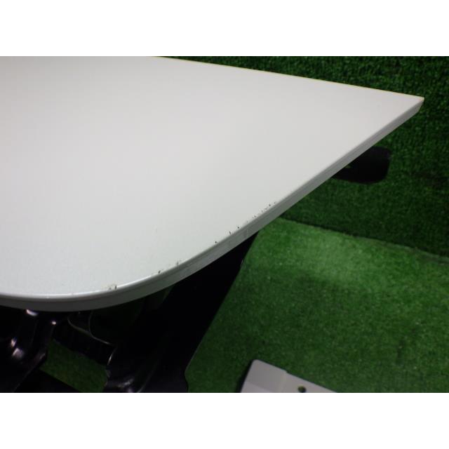 リーフ ZAA-ZE1  XBJ 白パール  充電口パネル/ステー付/パネル付 65701-5SK7A  8145 | リーフ | 02