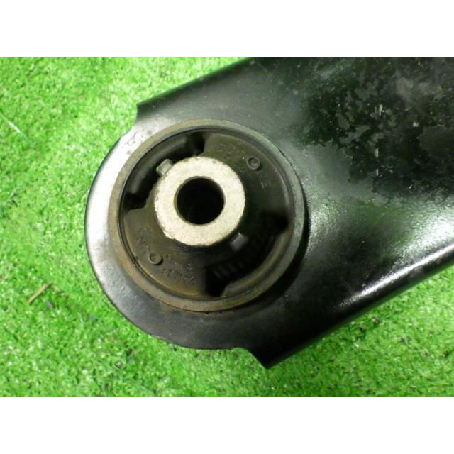 リーフ ZAA-ZE1 右FストラットASSY    ナックル/ロアアーム/付 E4302-5SK1A  8145 | リーフ | 07