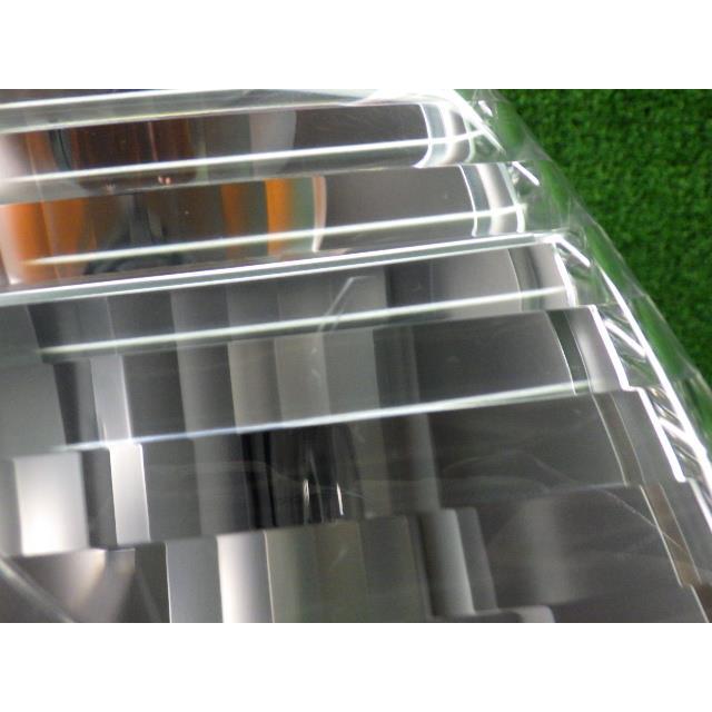 アルト HBD-HA25V 左テールランプ   トウカイ  35670-64L00  8246 | アルト | 02