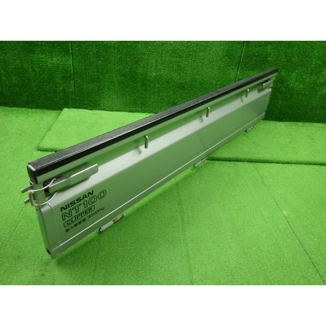 NT100クリッパー EBD-DR16T Rアオリ Z2S 銀  チェーン付 93400-4A00C 93400-4A00B 8305 |  | 02