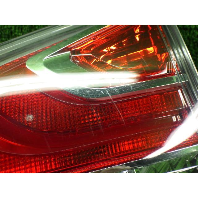 エクストレイル DBA-NT32 右フィニッシャーパネル 右テールランプ内側  コイト 226-17939 26550-4CA1B  8328 | エクストレイル | 01