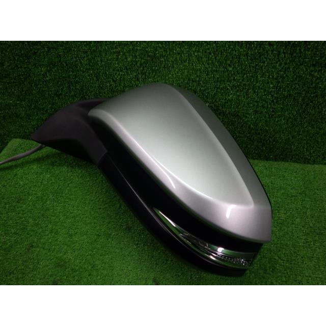 ノア DBA-ZRR85W 左サイドミラー 1F7   電動格納/ウィンカー付/ヒーター付/9ピン 87940-28B80  8393 | NOAH | 01