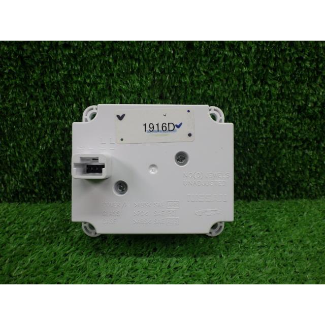 フーガ DBA-Y51 時計    純正/アナログタイプ 25810-1ME1A 25810-1ME0A 8478 | フーガ | 01