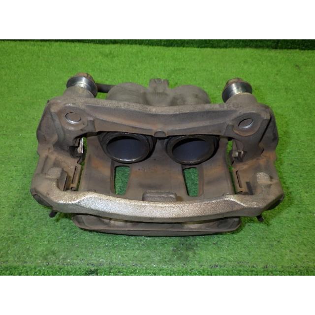 セレナ DBA-NC26 左Fキャリパー    49,220キロ物♪/ 41011-1VA0B  8567 | セレナ | 03