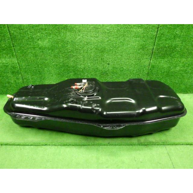 キャリィ LE-DA62T フューエルタンク    ポンプ付/ 89101-78A30 15100-78844 8600 | キャリイ