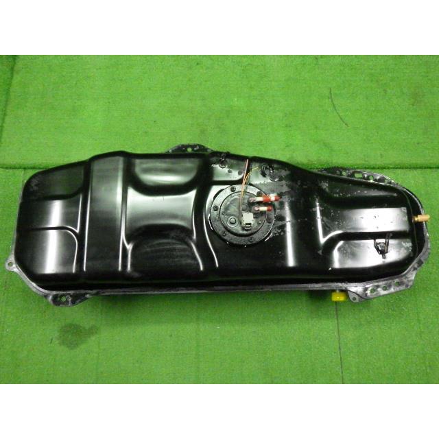 キャリィ LE-DA62T フューエルタンク    ポンプ付/ 89101-78A30 15100-78844 8600 | キャリイ | 02