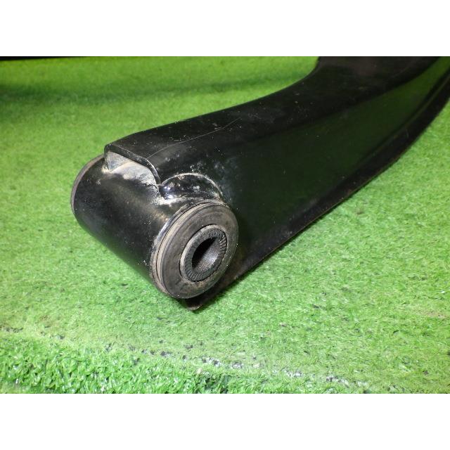 キャリィ LE-DA62T 左Fロアアーム     45202-77A10 45202-77A11 8600 | キャリイ | 02