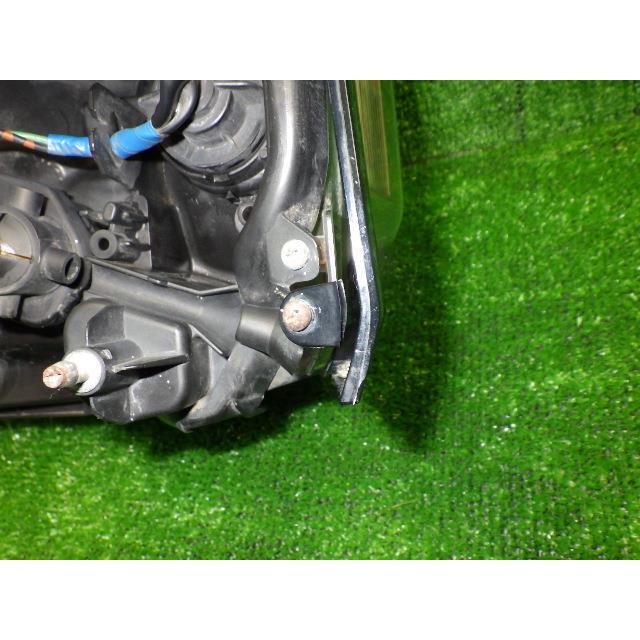 NV100クリッパー GBD-U72V 右ヘッドランプASSY   スタンレー W0688 ハロゲン 26010-6A01J  8752 |  | 04