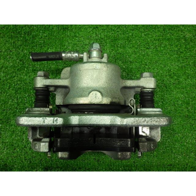 エブリィ 5BD-DA17V 右Fキャリパー 061    55101-82M01  8798 | エブリイワゴン | 01