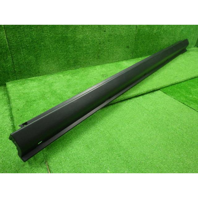 ハスラー DBA-MR31S 右サイドステップ   無塗装/ 77231-65P0 77230-65P00-5PK  8829 | ハスラー | 01