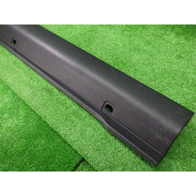 ハスラー DBA-MR31S 右サイドステップ   無塗装/ 77231-65P0 77230-65P00-5PK  8829 | ハスラー | 02