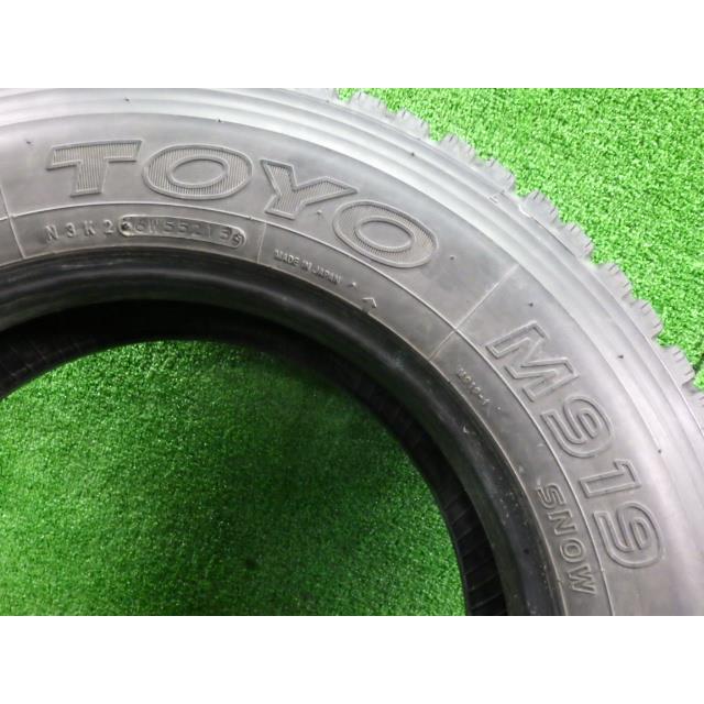 中古 スタッドレスタイヤ 215-70R17.5 123/121J トーヨー M919 6本 