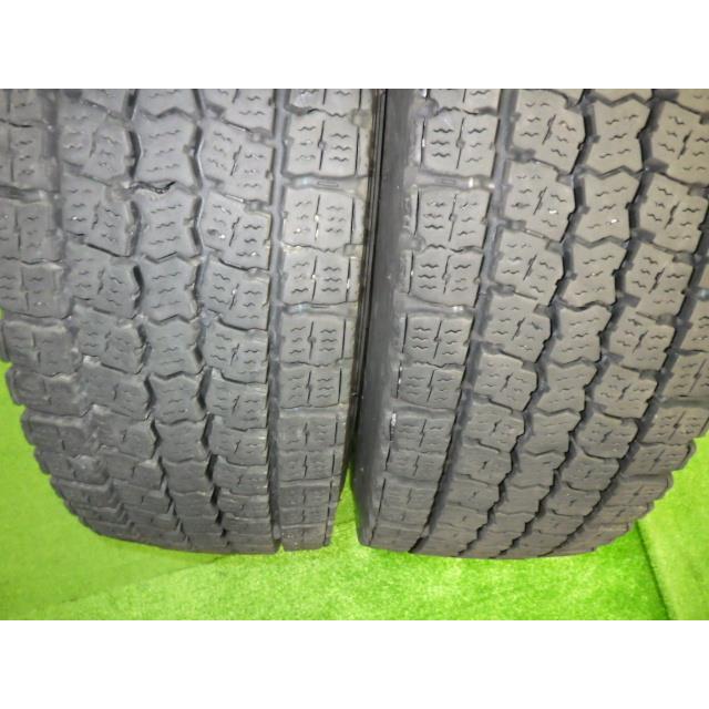 中古 スタッドレスタイヤ 215-70R17.5 123/121J トーヨー M919 6本 